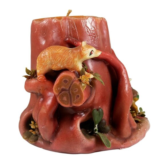 Vintage Tree Stump Candle – Gnome & Raccoon Scene, 1970s Boho Cottagecore Decor - Picture 3 of 8
